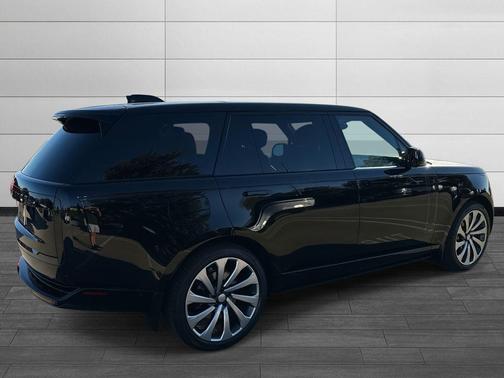 2025 Land Rover Range Rover P530 Autobiography