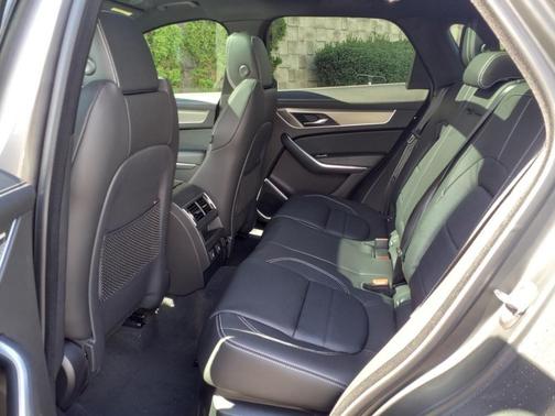 2026 Jaguar F-PACE R-Dynamic S P250 AWD Automatic