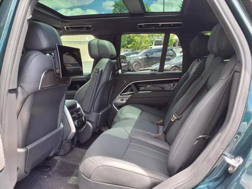 2023 Land Rover Range Rover P530 Autobiography