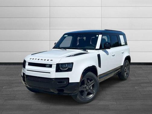 Fuji White 2024 Land Rover Defender 110 P400 X-Dynamic SE