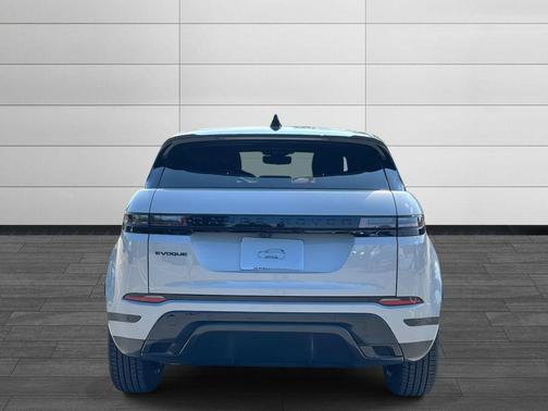 2026 Land Rover Range Rover Evoque Dynamic SE