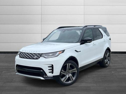 Fuji White 2026 Land Rover Discovery Gemini Edition