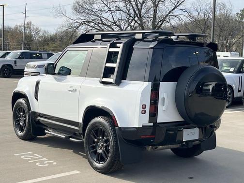 White 2023 Land Rover Defender 90 X-Dynamic SE