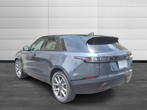 2026 Land Rover Range Rover Velar P250 SE R-Dynamic