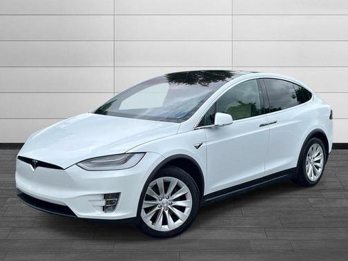 Pearl White Multi-Coat 2020 Tesla Model X Long Range Dual Motor All-Wheel Drive