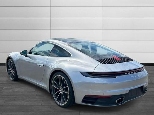 GT Silver Metallic 2024 Porsche 911 Carrera 4S