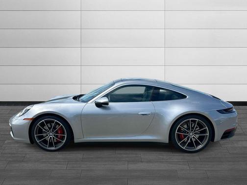 GT Silver Metallic 2024 Porsche 911 Carrera 4S