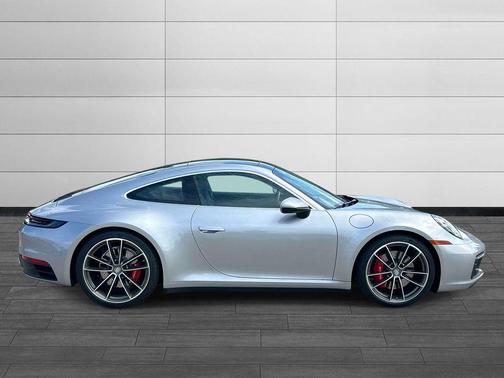 GT Silver Metallic 2024 Porsche 911 Carrera 4S