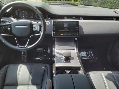 2025 Land Rover Range Rover Evoque Dynamic SE