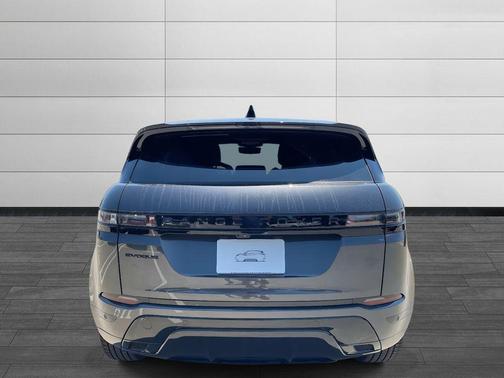 2026 Land Rover Range Rover Evoque Dynamic SE