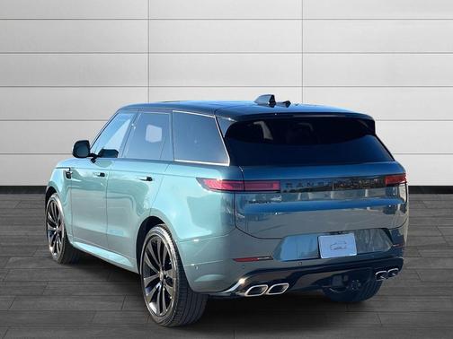 2025 Land Rover Range Rover Sport SE