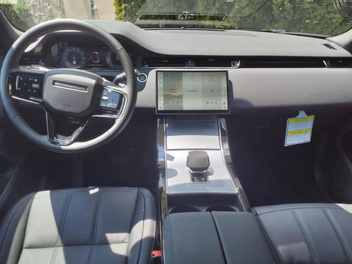 2025 Land Rover Range Rover Evoque Core S