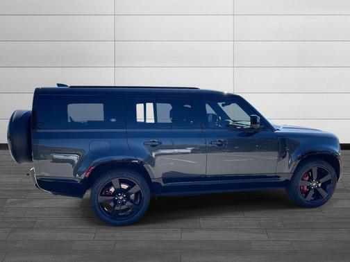 2024 Land Rover Defender 130 P400 X