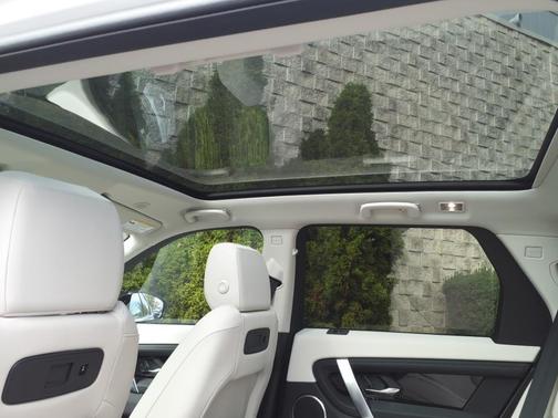 2025 Land Rover Discovery Sport S