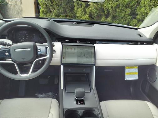 2025 Land Rover Discovery Sport S