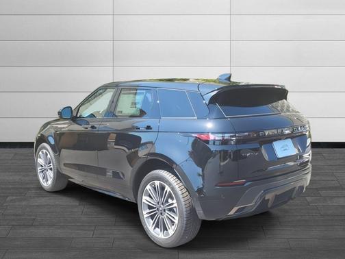 2025 Land Rover Range Rover Evoque Dynamic SE