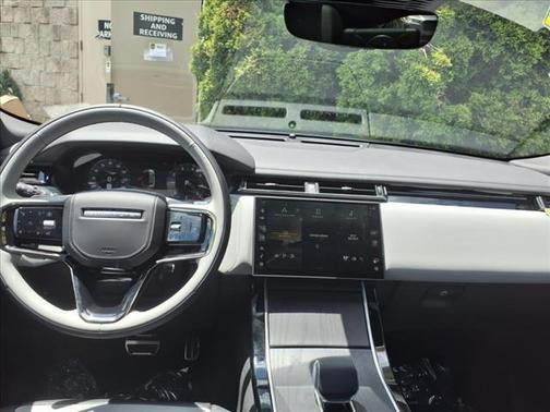 2026 Land Rover Range Rover Velar P400 Dynamic SE