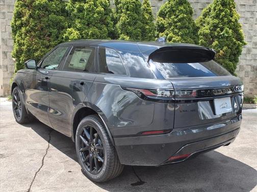 2026 Land Rover Range Rover Velar P400 Dynamic SE
