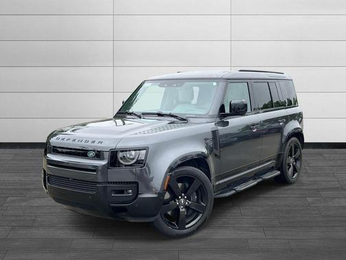 Carpathian Grey Premium Metallic 2025 Land Rover Defender 110 P400 X-Dynamic SE