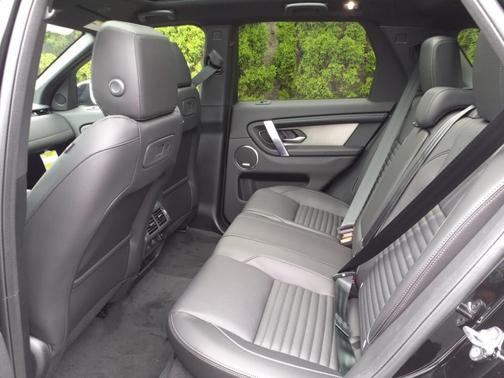 2025 Land Rover Discovery Sport Dynamic SE