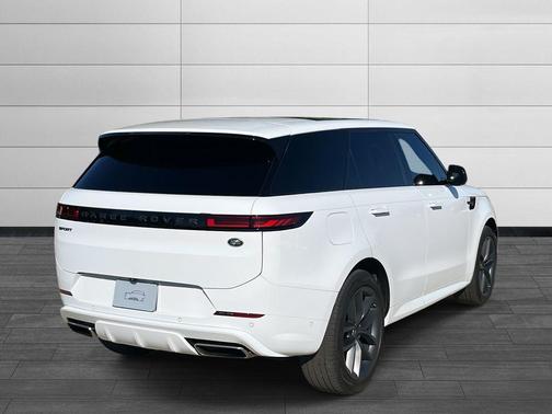 2023 Land Rover Range Rover Sport SE