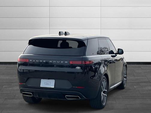 2023 Land Rover Range Rover Sport SE
