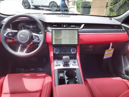 2025 Jaguar F-PACE P250 R-Dynamic S