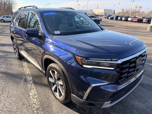 2025 Honda Pilot Touring 8-Passenger