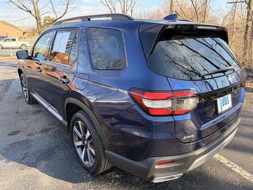2025 Honda Pilot Touring 8-Passenger