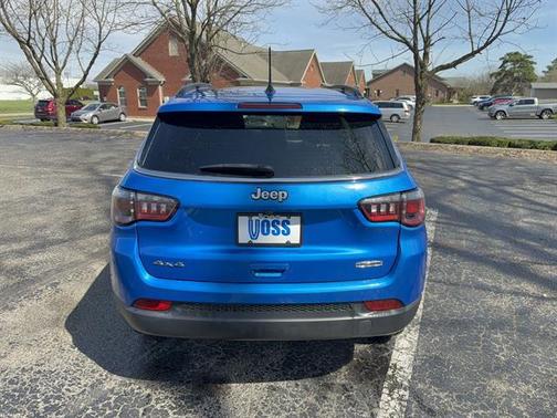 Laser Blue Pearlcoat 2022 Jeep Compass Latitude Lux