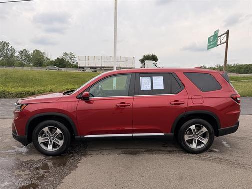 Radiant Red Metallic II 2025 Honda Pilot EX-L