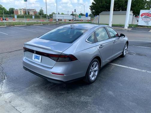 2025 Honda Accord LX 1.5T