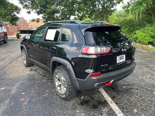 2020 Jeep Cherokee Trailhawk