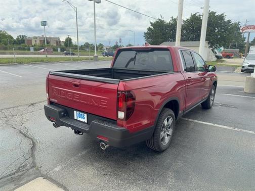 Radiant Red Metallic II 2026 Honda Ridgeline RTL