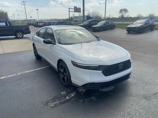 Platinum White Pearl 2026 Honda Accord Hybrid Sport