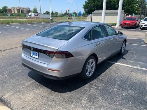 2025 Honda Accord LX 1.5T