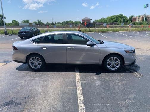 2025 Honda Accord LX 1.5T