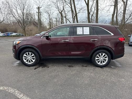 2017 Kia Sorento LX