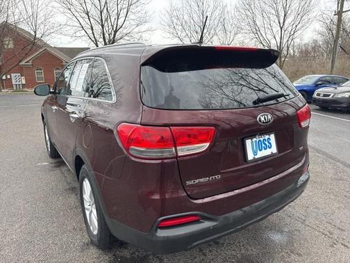 2017 Kia Sorento LX