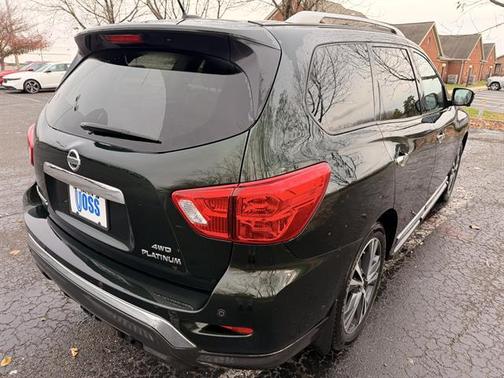 2018 Nissan Pathfinder Platinum