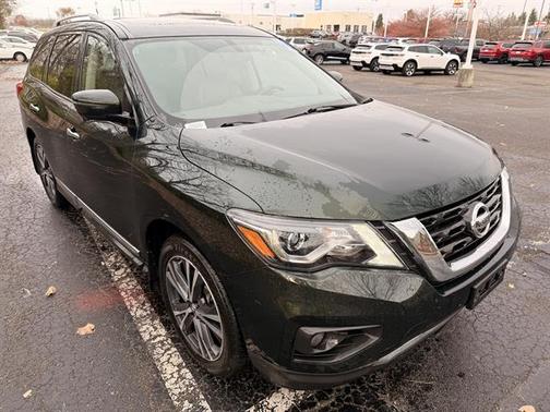 2018 Nissan Pathfinder Platinum