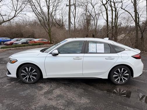 2023 Honda Civic EX-L