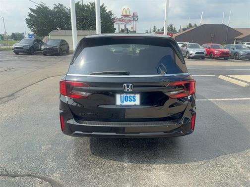 Crystal Black Pearl 2026 Honda Odyssey Sport-L