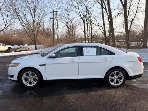 2013 Ford Taurus SEL
