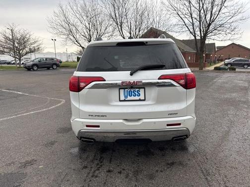 2018 GMC Acadia Denali