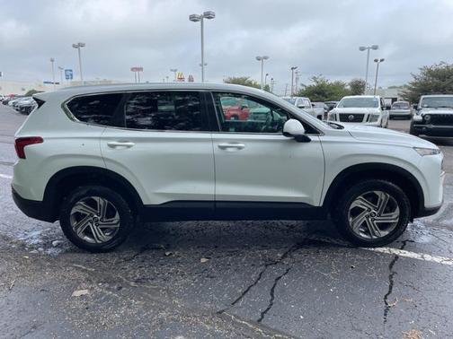 2021 Hyundai SANTA FE SE
