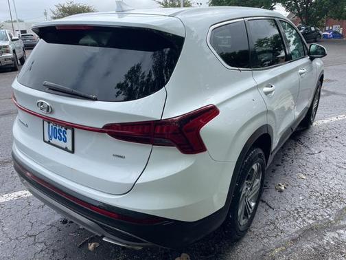 2021 Hyundai SANTA FE SE