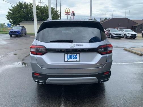 2025 Honda Pilot Touring 8-Passenger