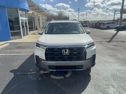 2026 Honda Pilot Touring 8-Passenger