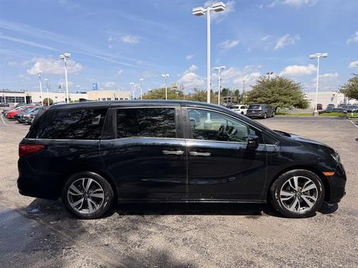 Crystal Black Pearl 2021 Honda Odyssey Touring